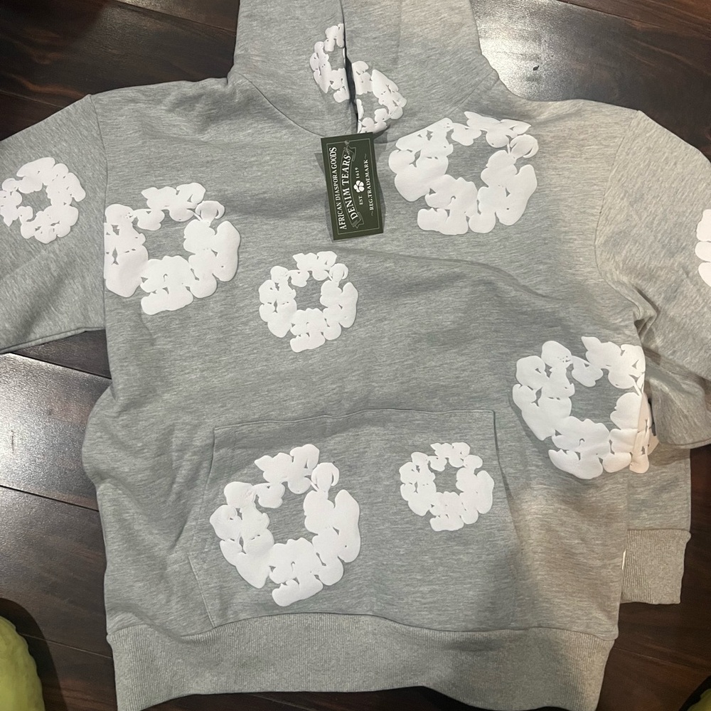 Denim Tears Cotton Wreath Hoodie Size Small S brand new